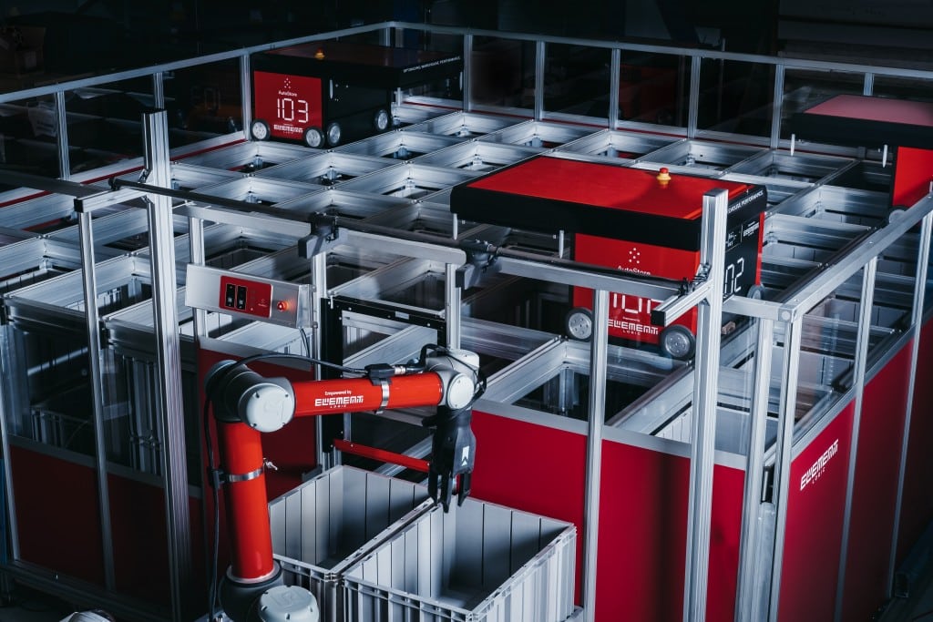 Robot de picking unitario conectado al sistema de almacenamiento y picking automatizado AutoStore